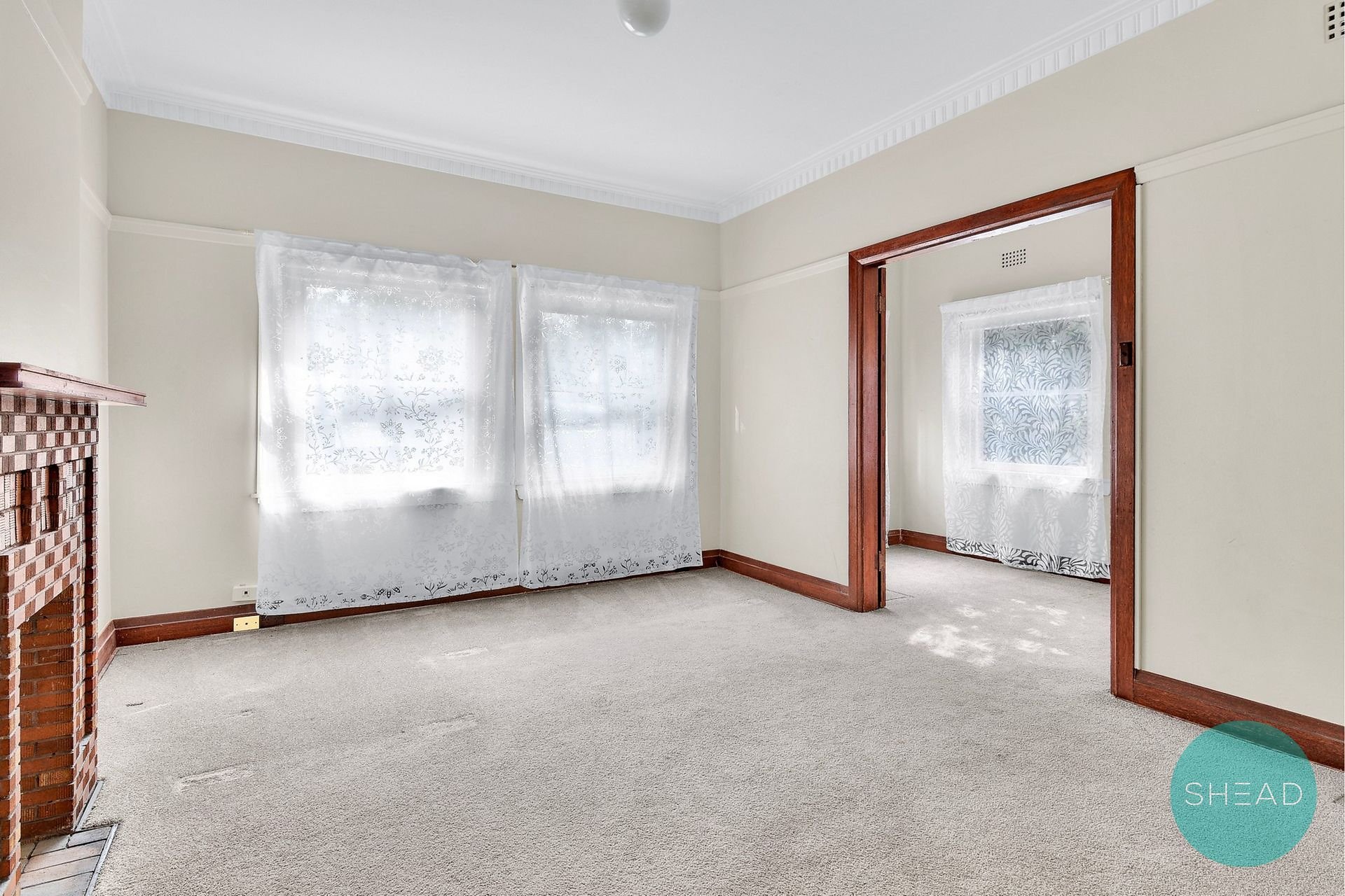 Gordon Leased by Shead Property - image 1