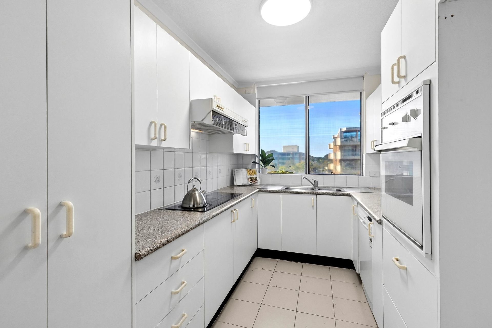 38/16-22 Devonshire Street, Chatswood Sold by Shead Property - image 1