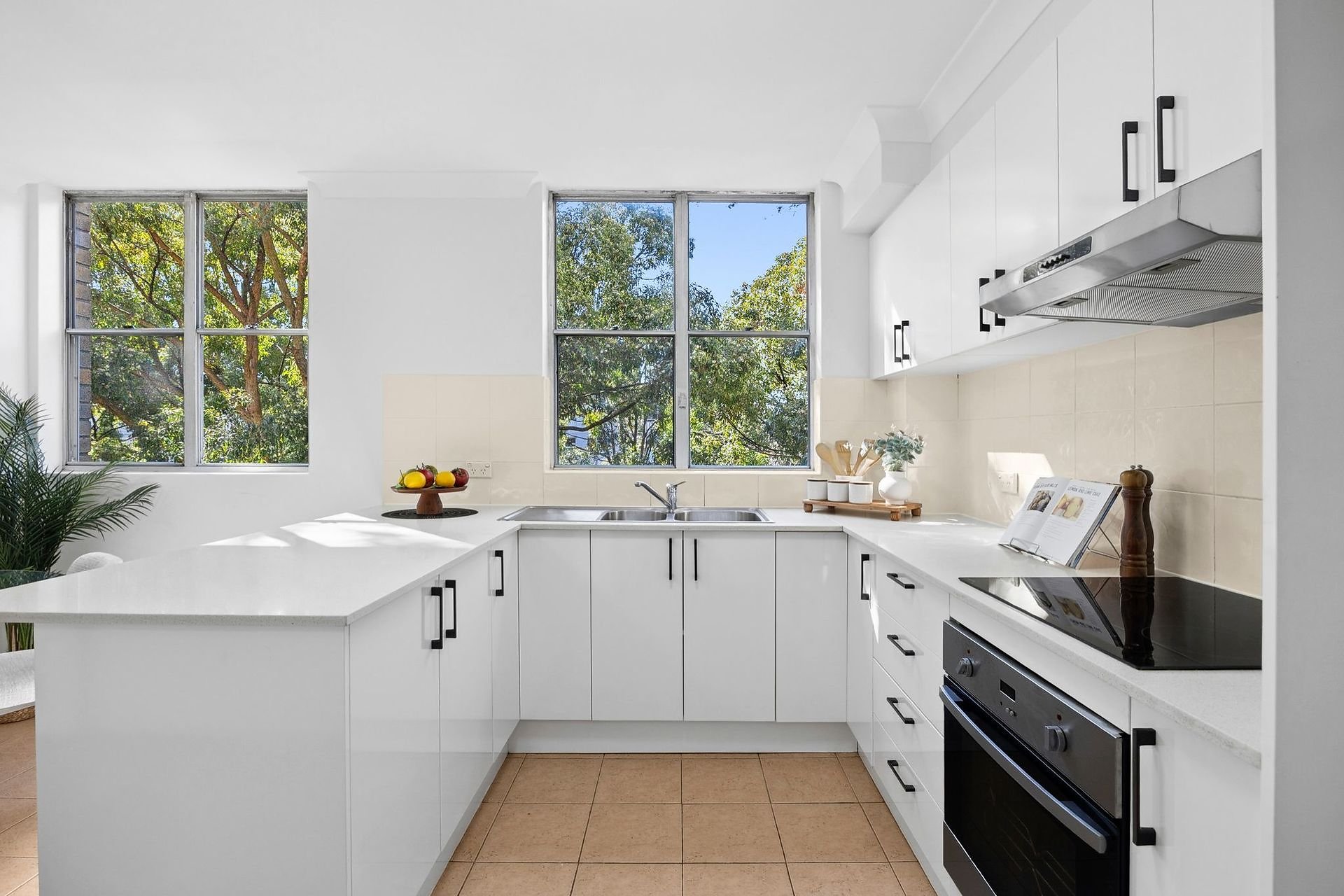 28/43-45  Johnson Street, Chatswood Sold by Shead Property - image 1