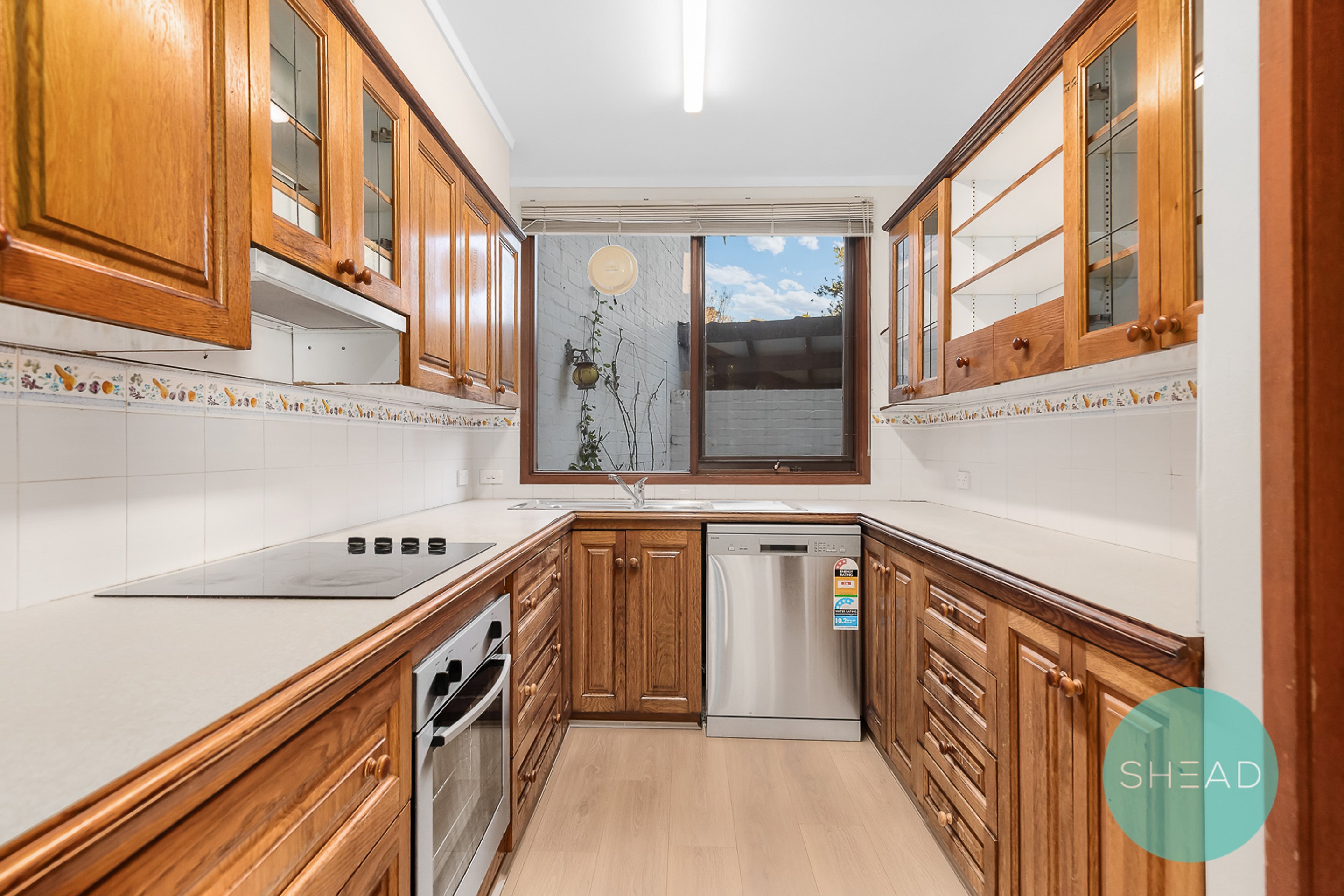 Gordon Leased by Shead Property - image 1
