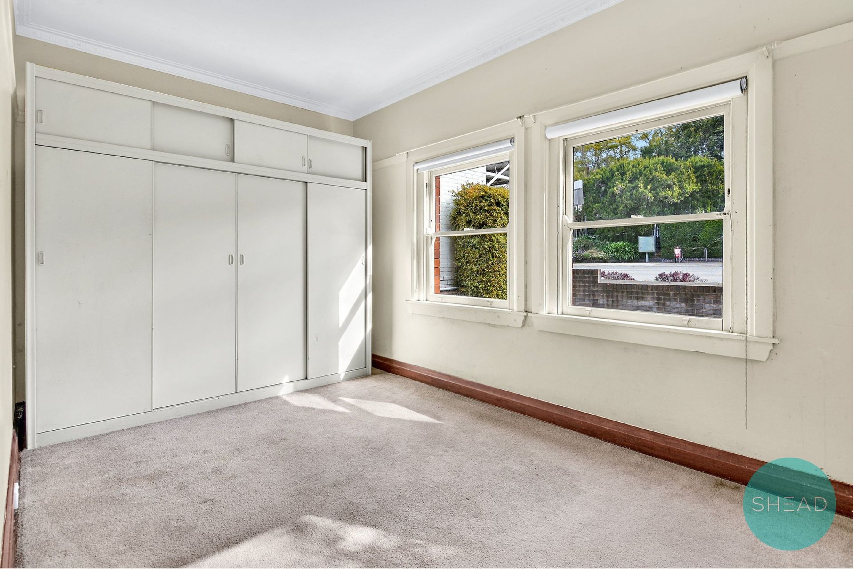 Gordon Leased by Shead Property - image 1