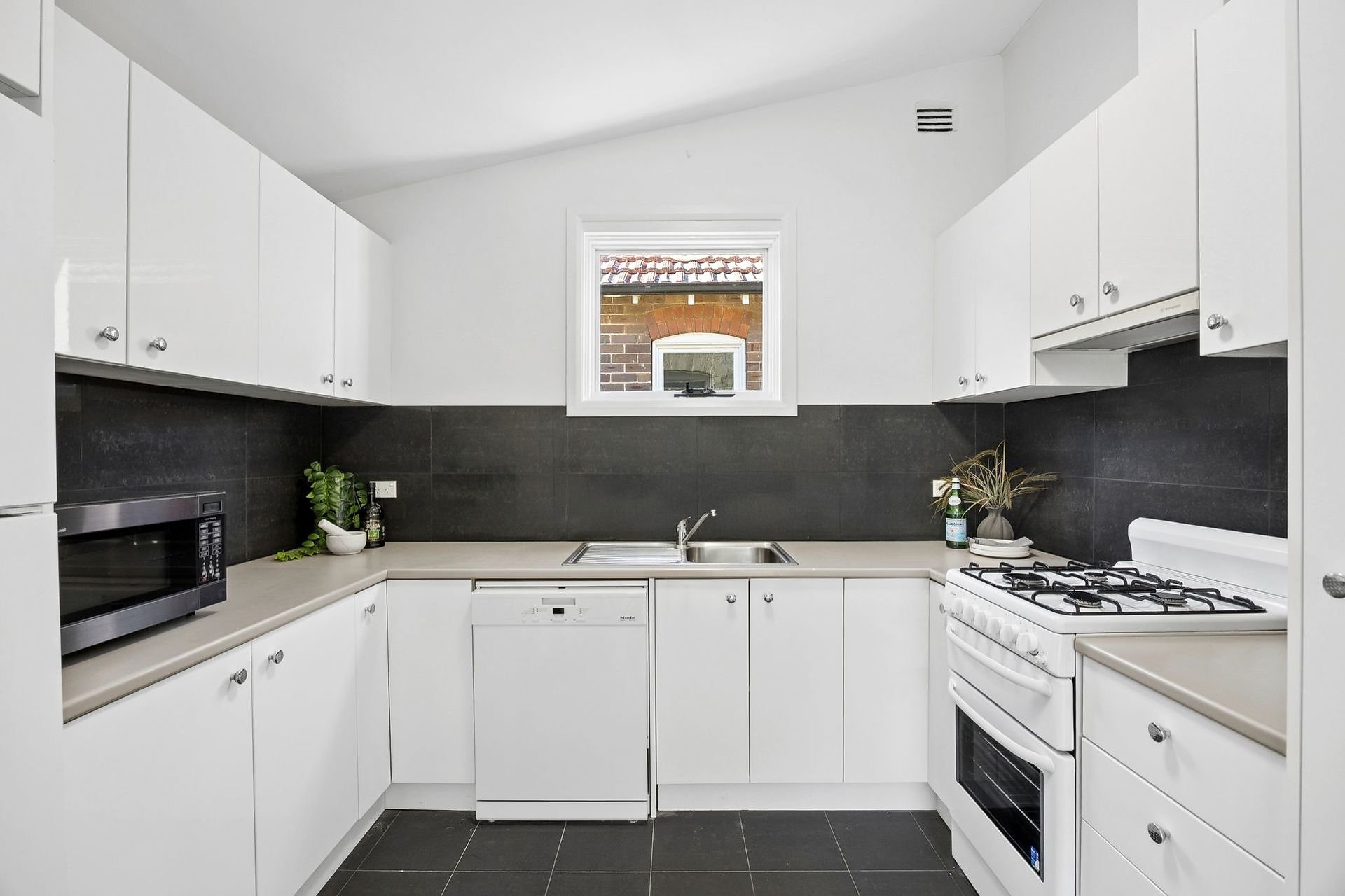 233 Mowbray Road, Chatswood Sold by Shead Property - image 1