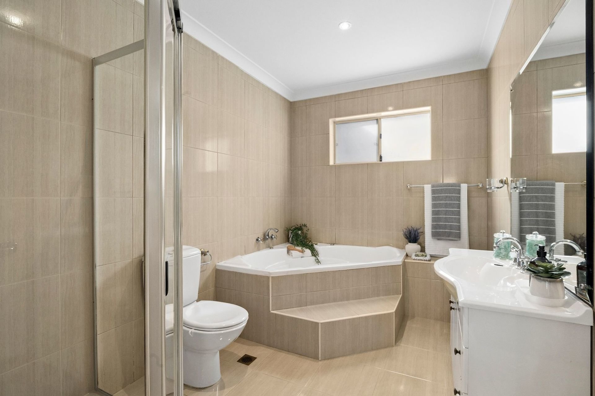 11 Crick Street, Chatswood Sold by Shead Property - image 1