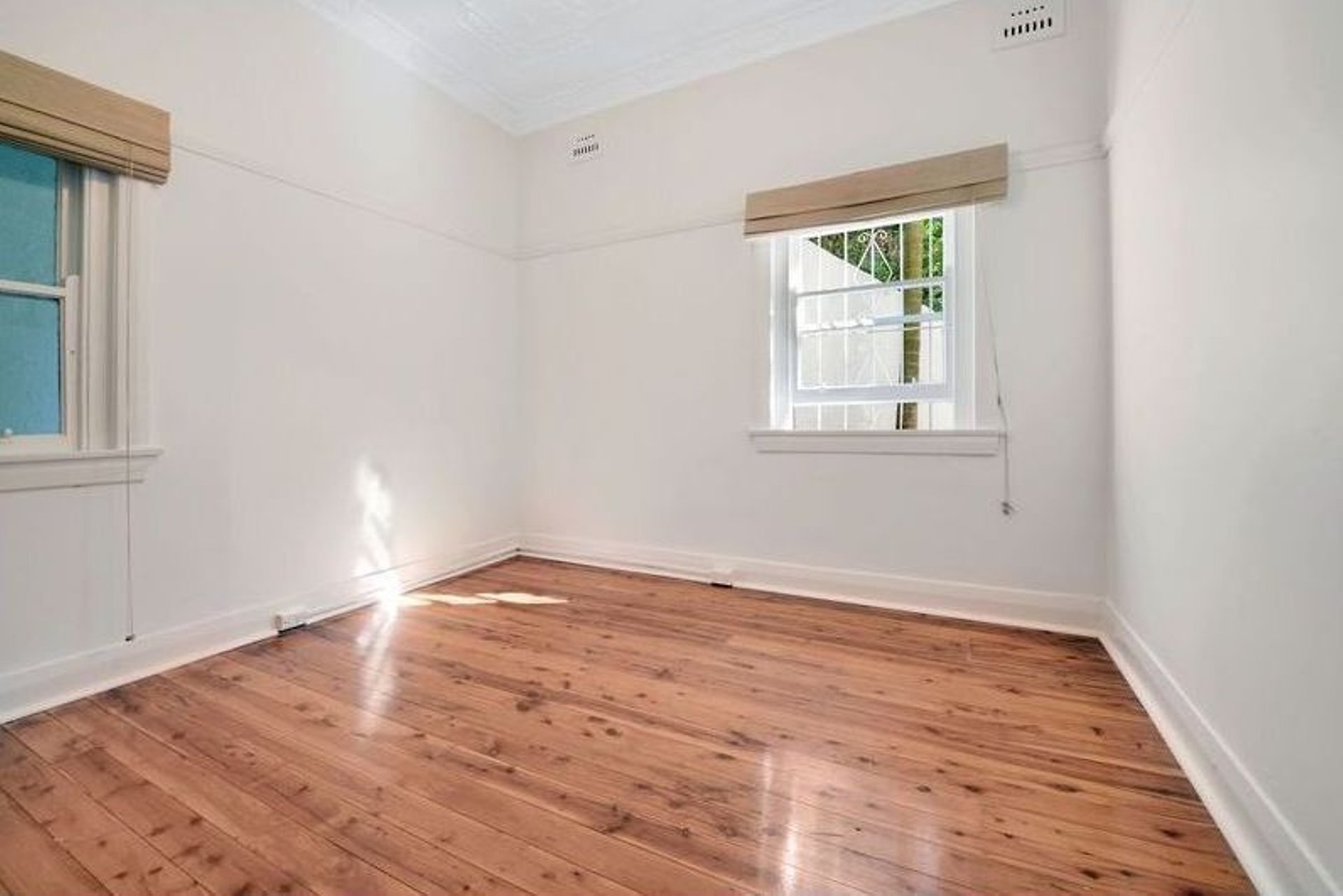 Double Bay Leased by Shead Property - image 1