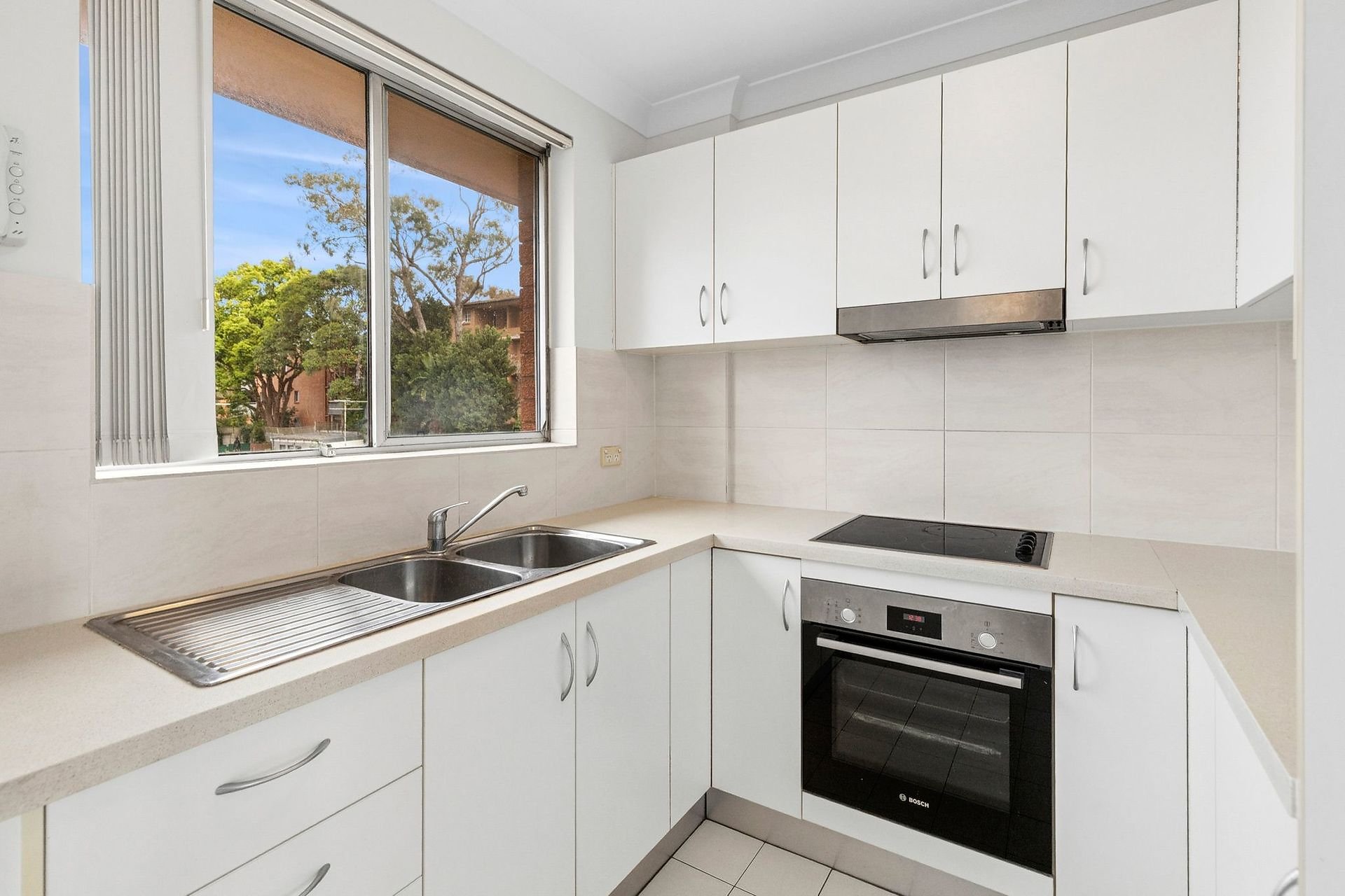 6 Villiers Street, Kensington Auction by Shead Property - image 1