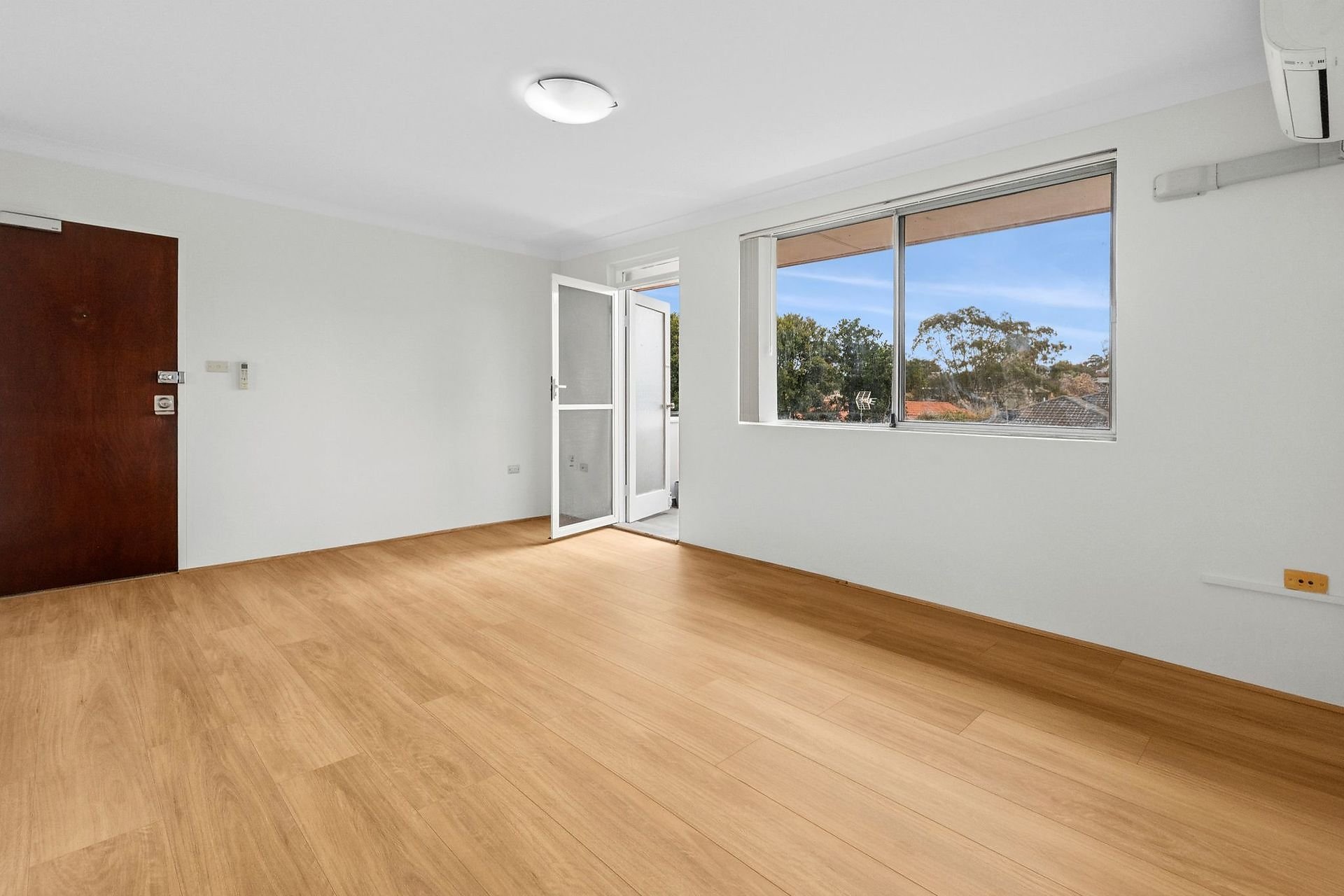 6 Villiers Street, Kensington Auction by Shead Property - image 1