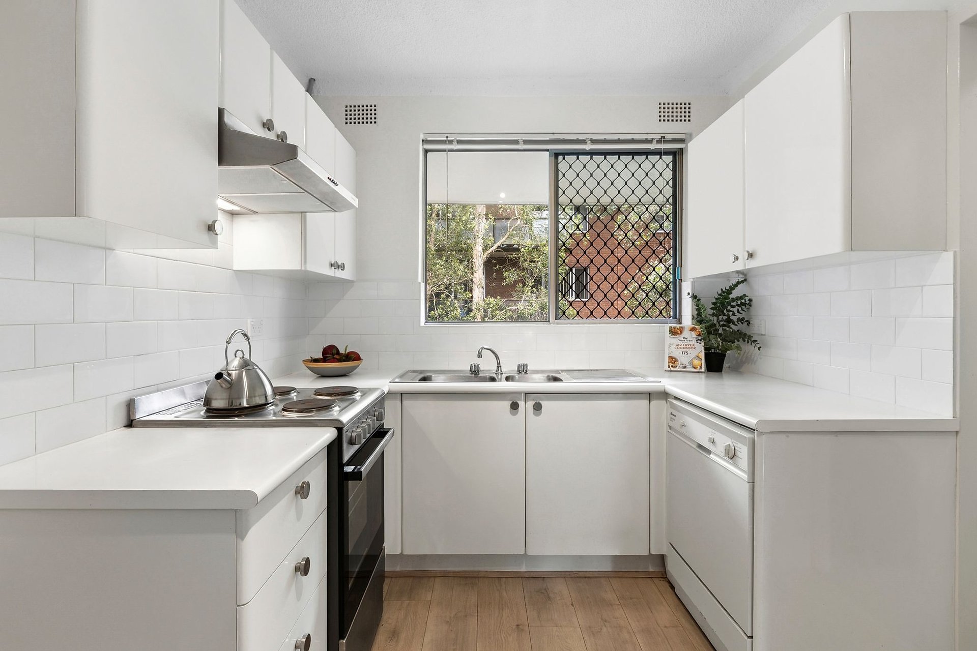 6/8-10 Brand Street, Artarmon Auction by Shead Property - image 1