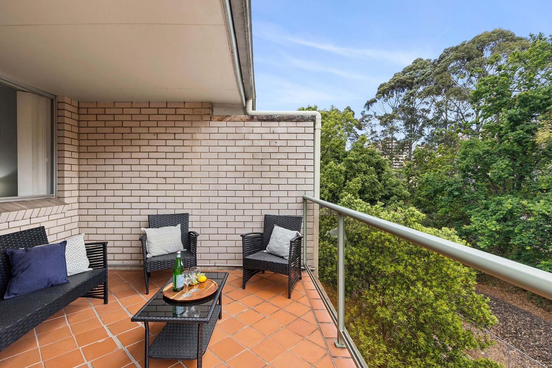 6/8-10 Brand Street, Artarmon Auction by Shead Property - image 1