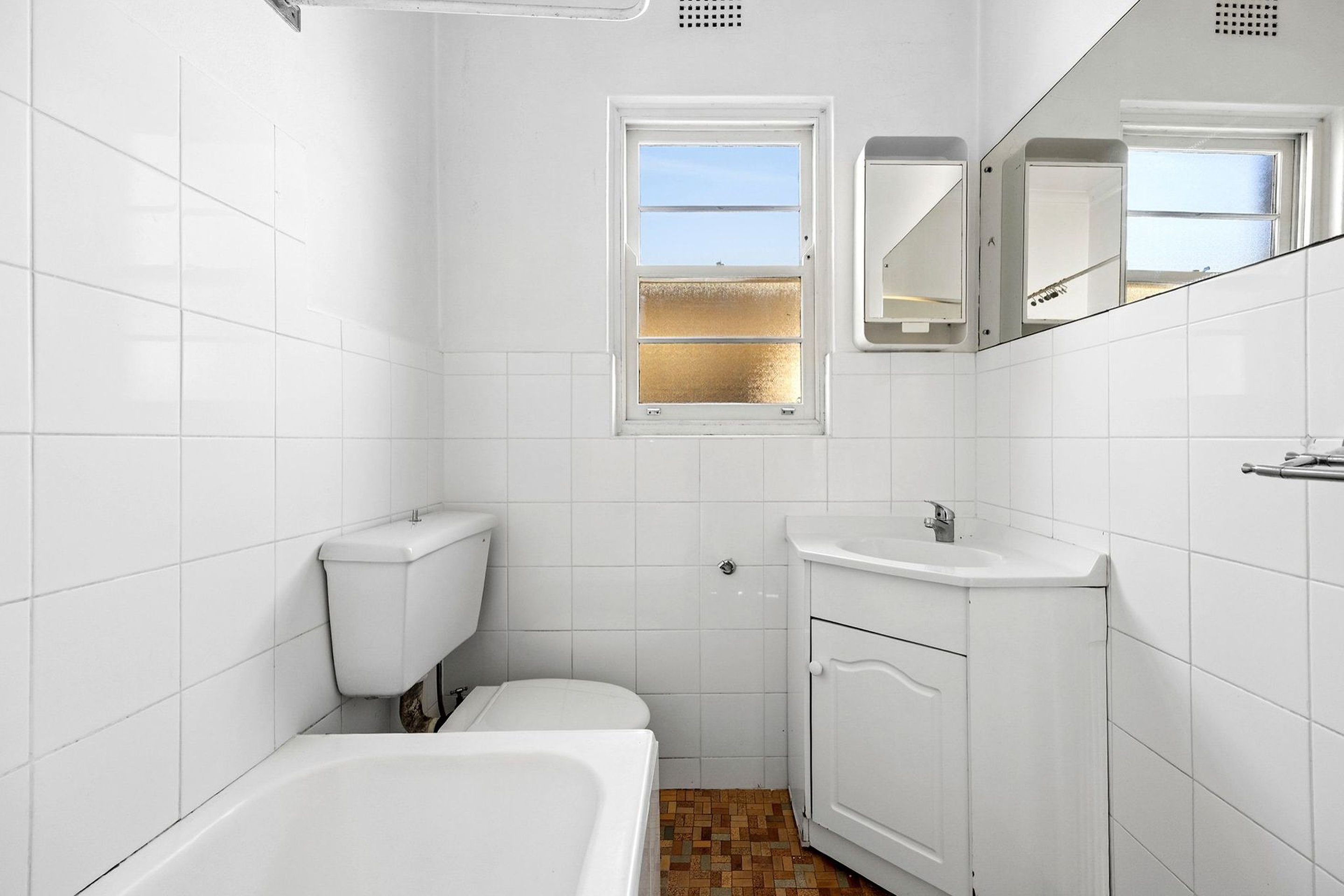 64 Alpha Road, Willoughby Sold by Shead Property - image 1