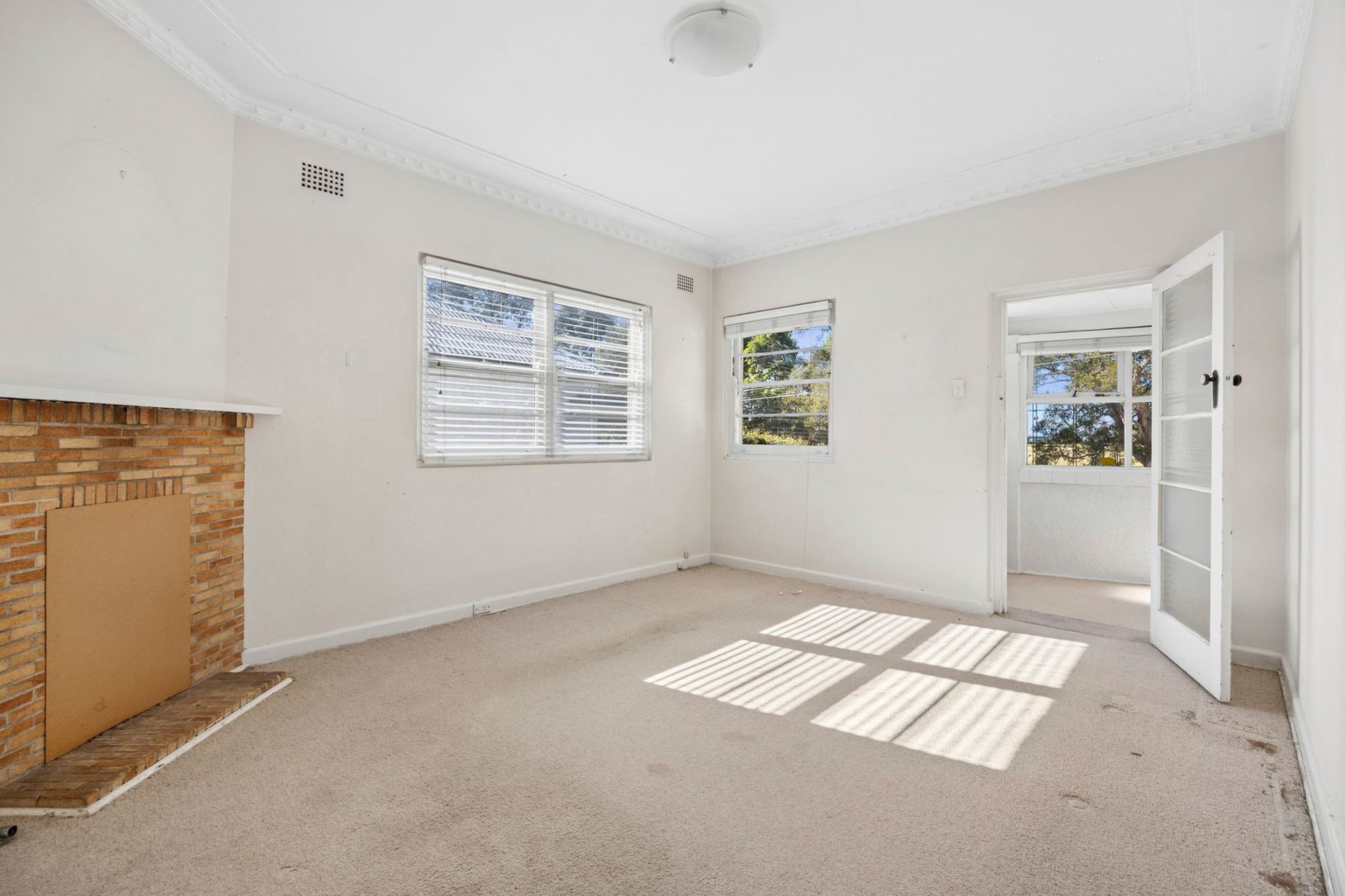 64 Alpha Road, Willoughby Sold by Shead Property - image 1
