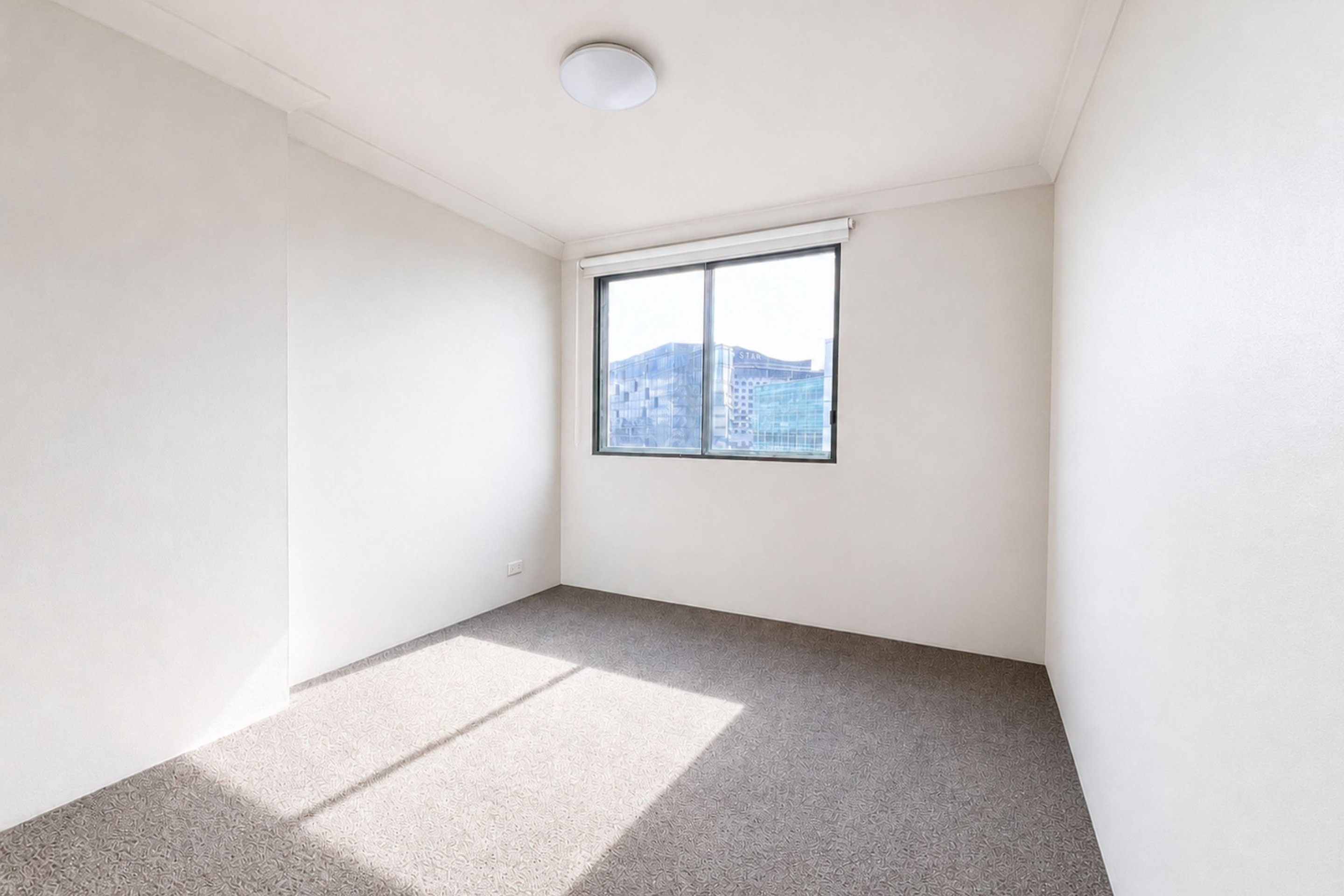 Pyrmont Leased by Shead Property - image 1