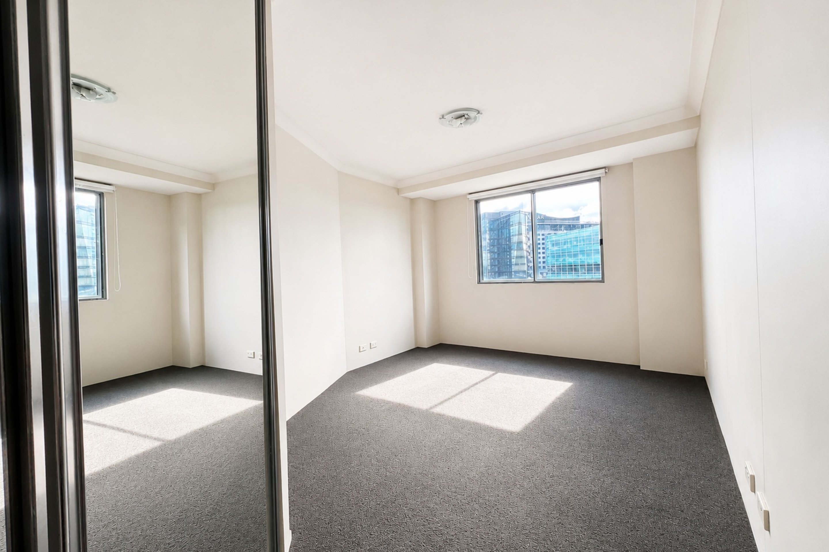 Pyrmont Leased by Shead Property - image 1