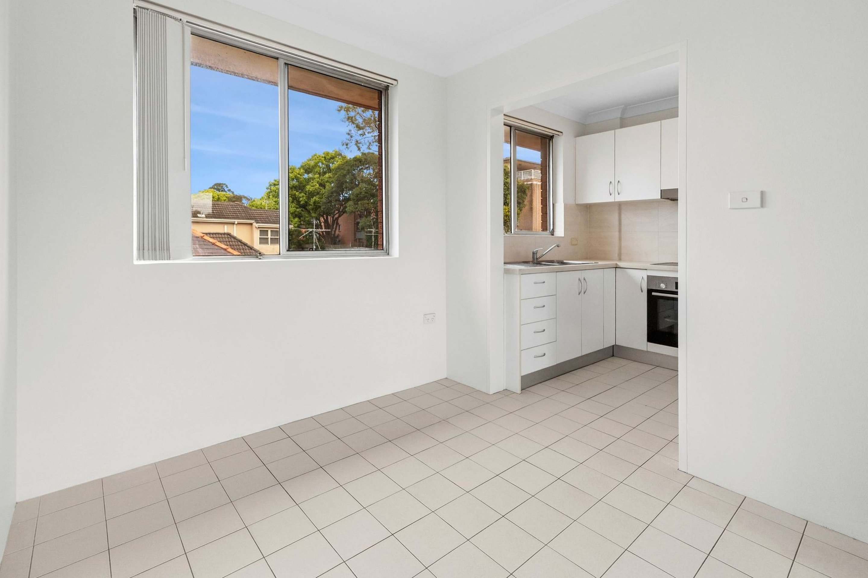 6 Villiers Street, Kensington Auction by Shead Property - image 1