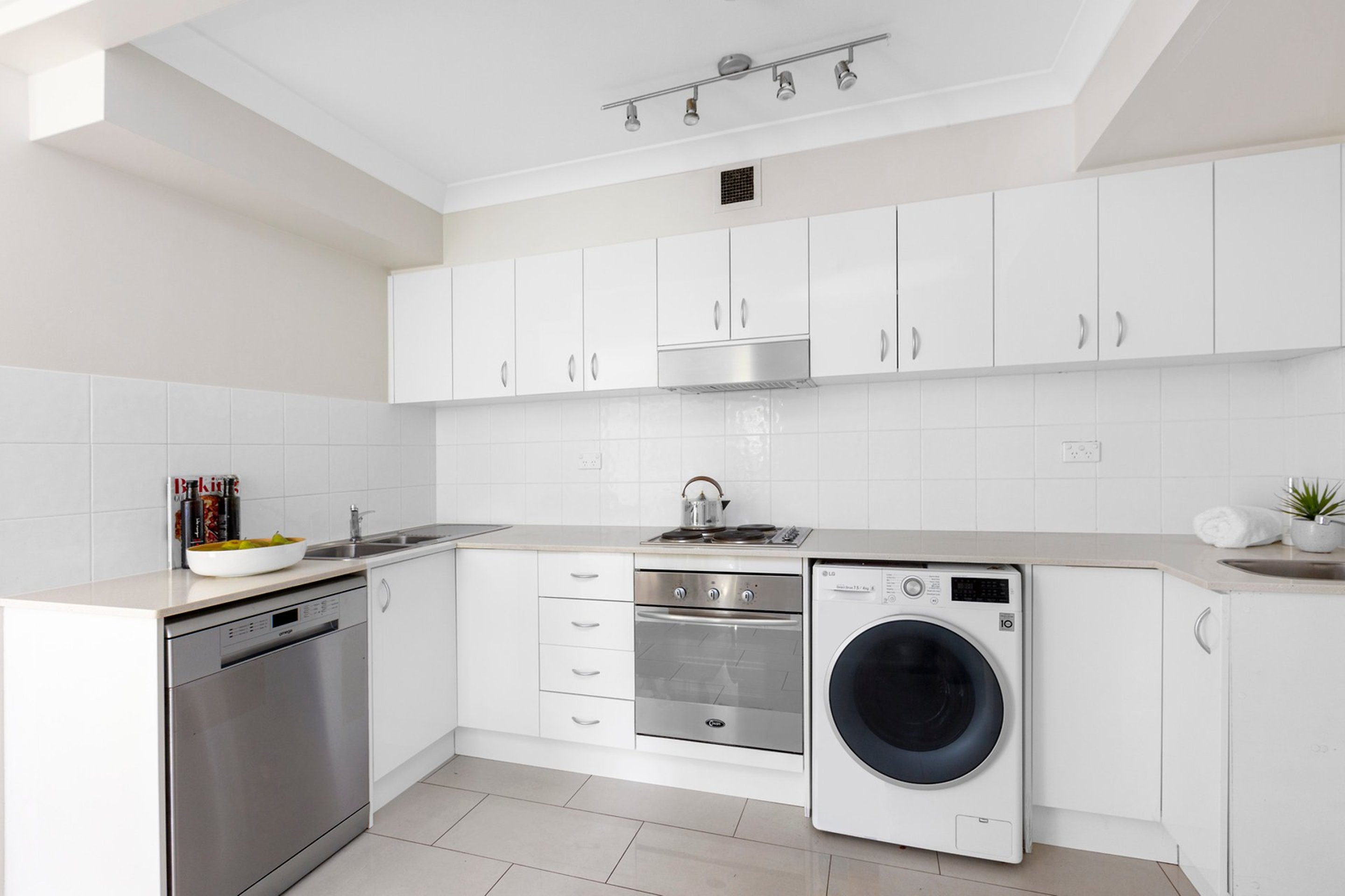 Artarmon Leased by Shead Property - image 1