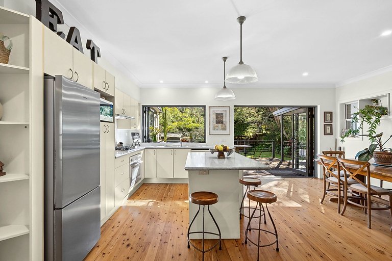 79 Grosvenor Road, Lindfield Sold by Shead Property