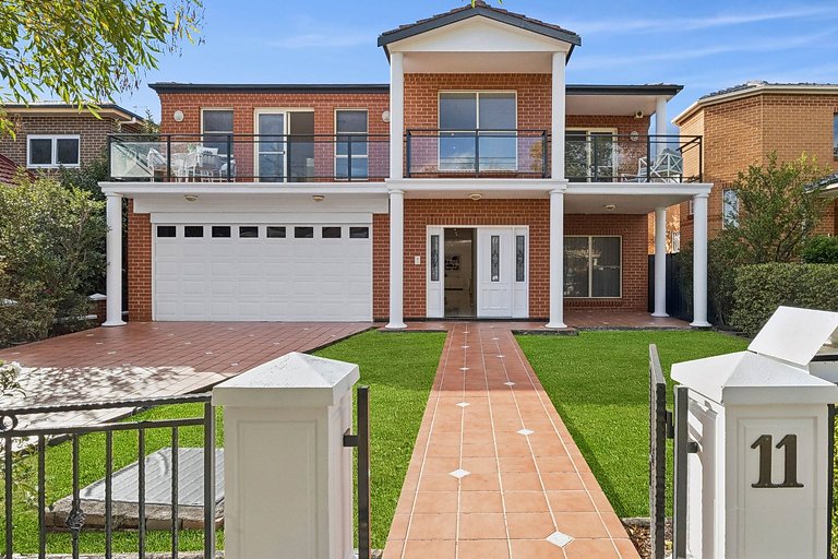 11 Crick Street, Chatswood Sold by Shead Property